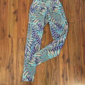 Liquido purple blue feather print leggings out pants size M